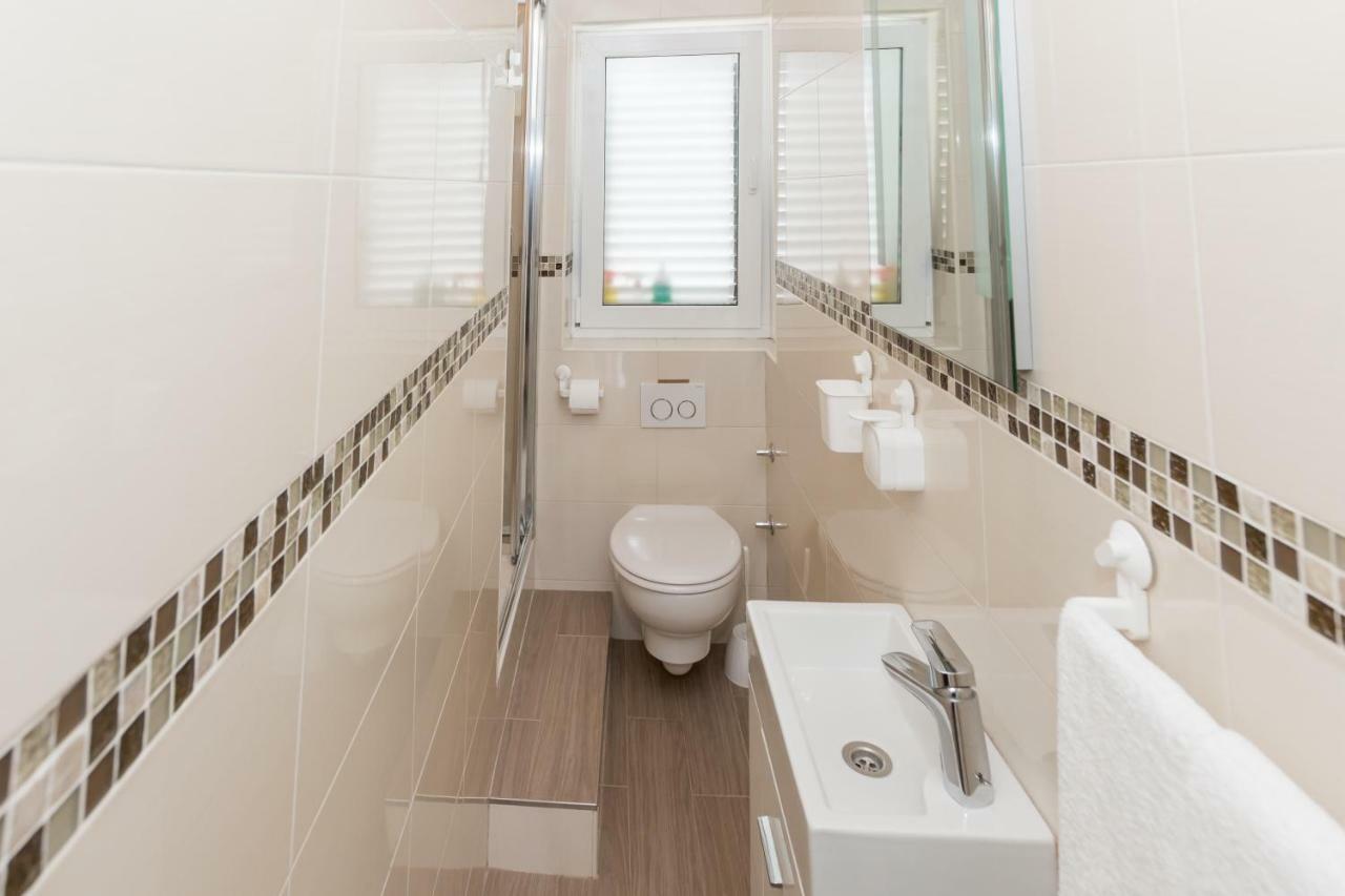Spacious Apartment Near The Old Town ドゥブロブニク エクステリア 写真