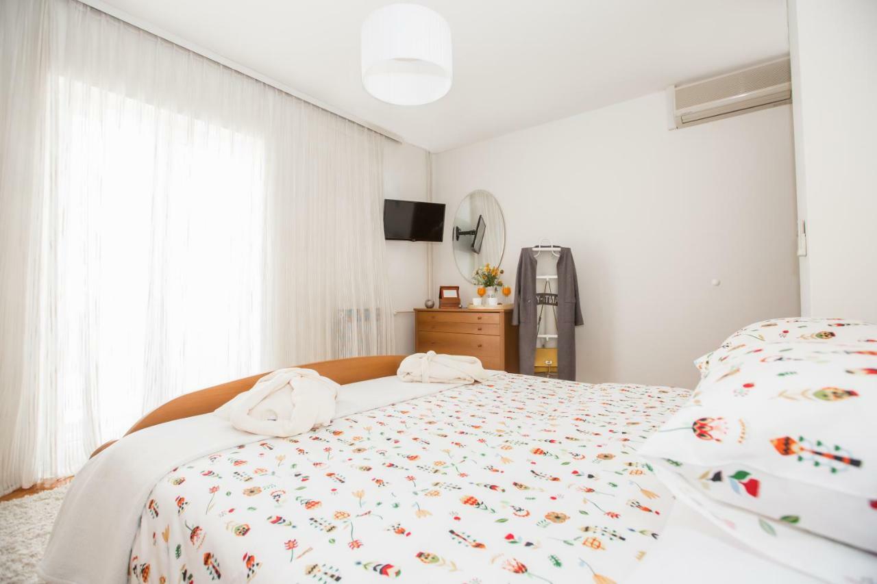 Spacious Apartment Near The Old Town ドゥブロブニク エクステリア 写真