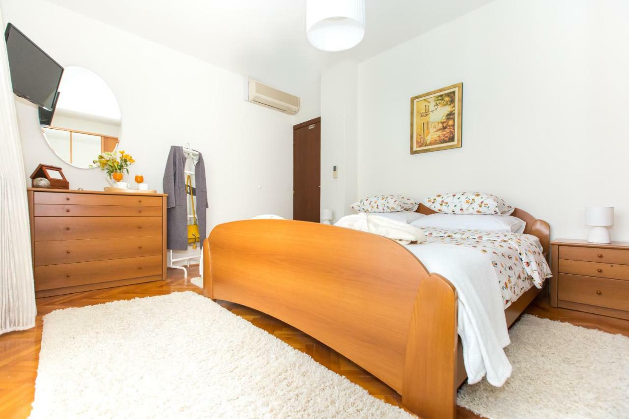 Spacious Apartment Near The Old Town ドゥブロブニク エクステリア 写真